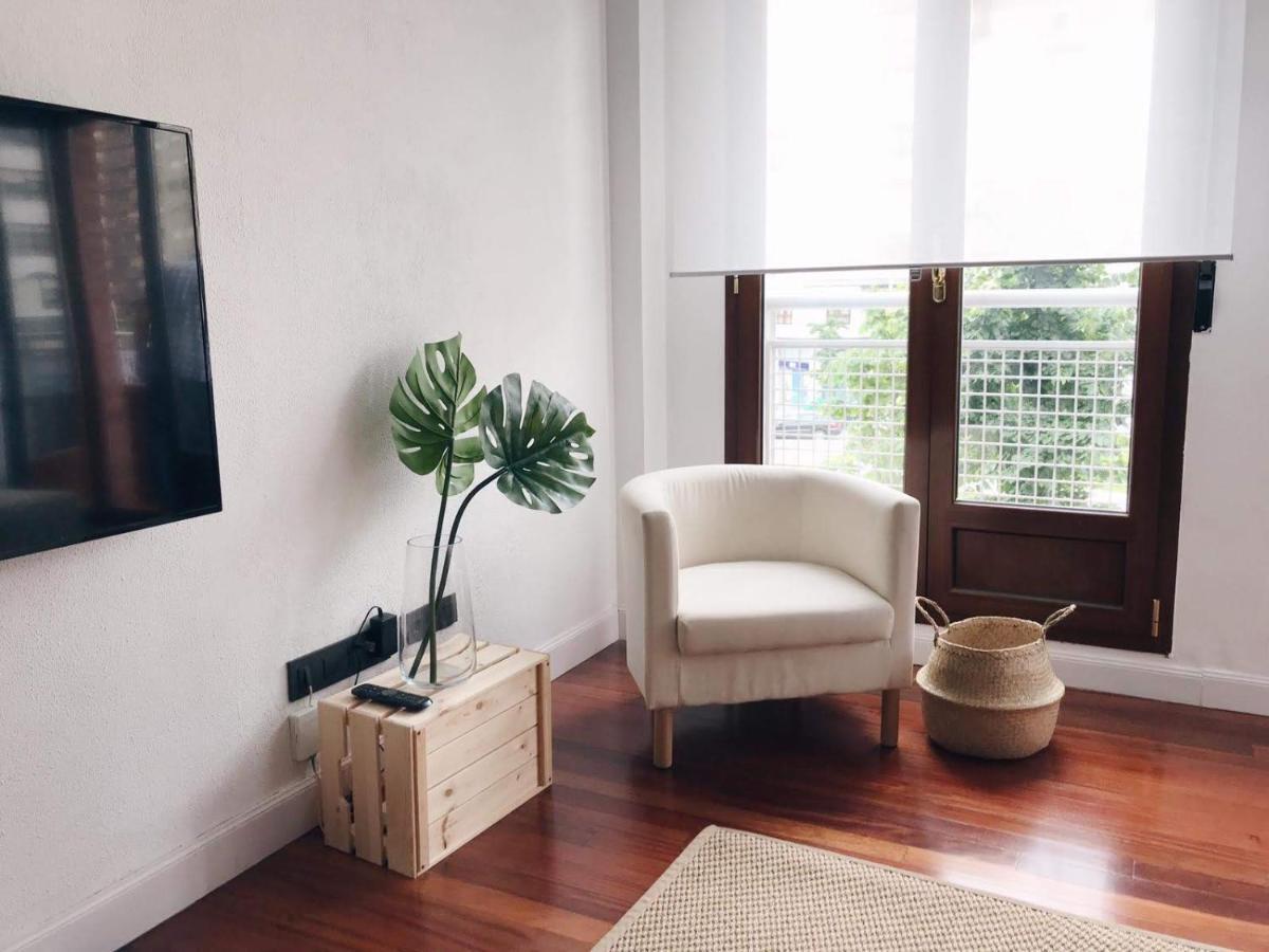 Muy Luminoso En San Mames Apartment Bilbao Luaran gambar